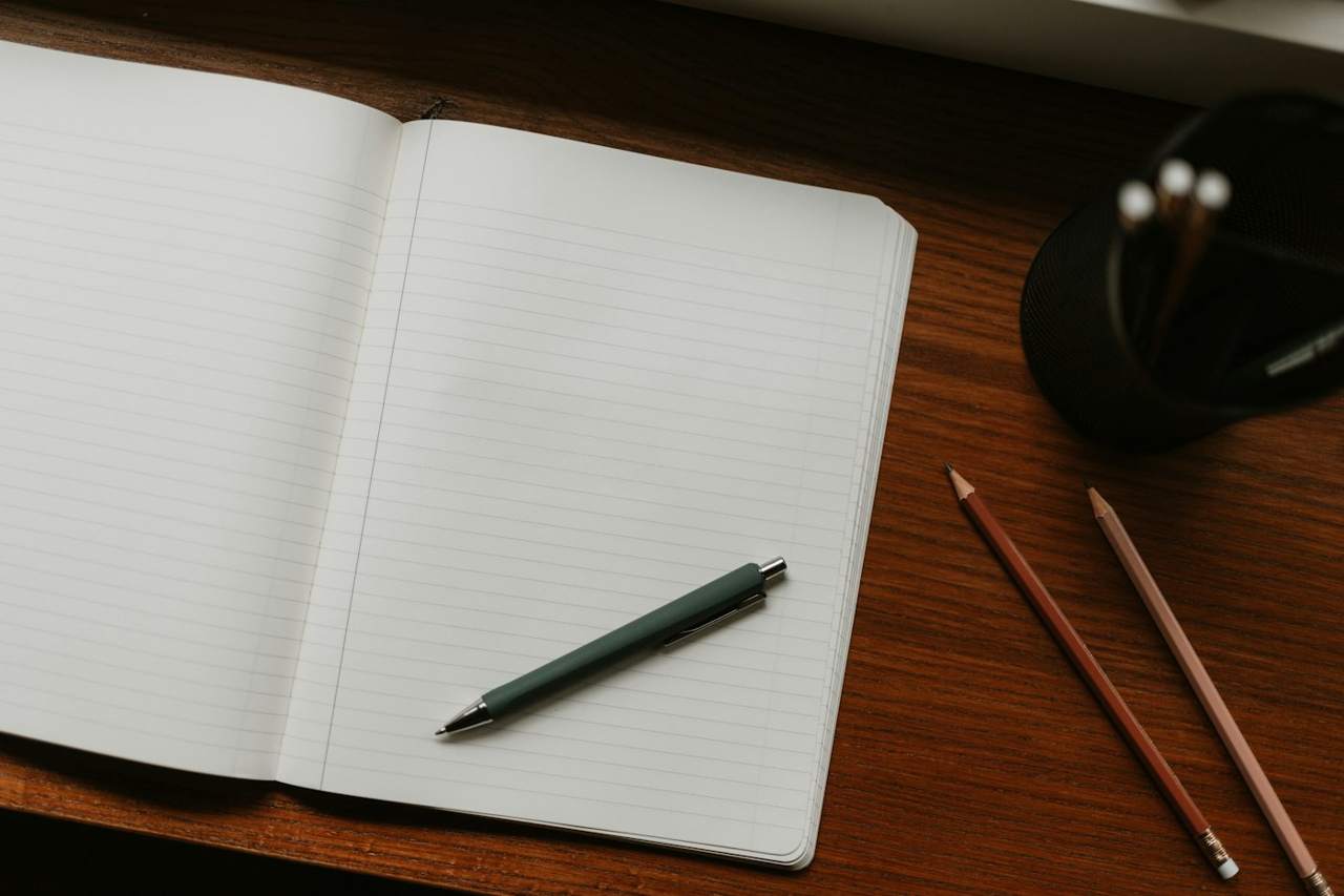 Documenti di lavoro su una scrivania